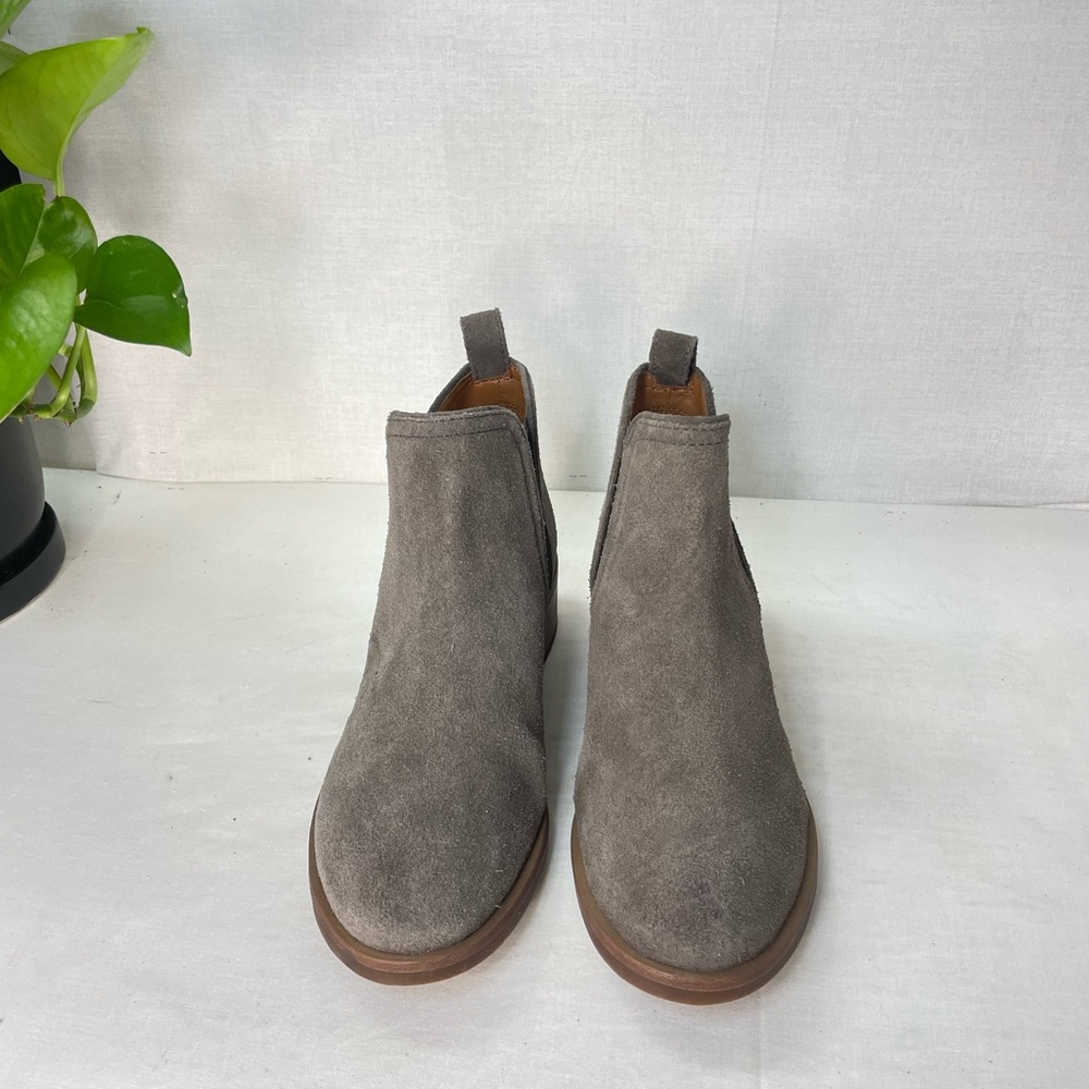LUCKY BRAND Womens Gray Round Toe Stacked Heel Slip‎ On Leather Booties - Picture 3 of 11